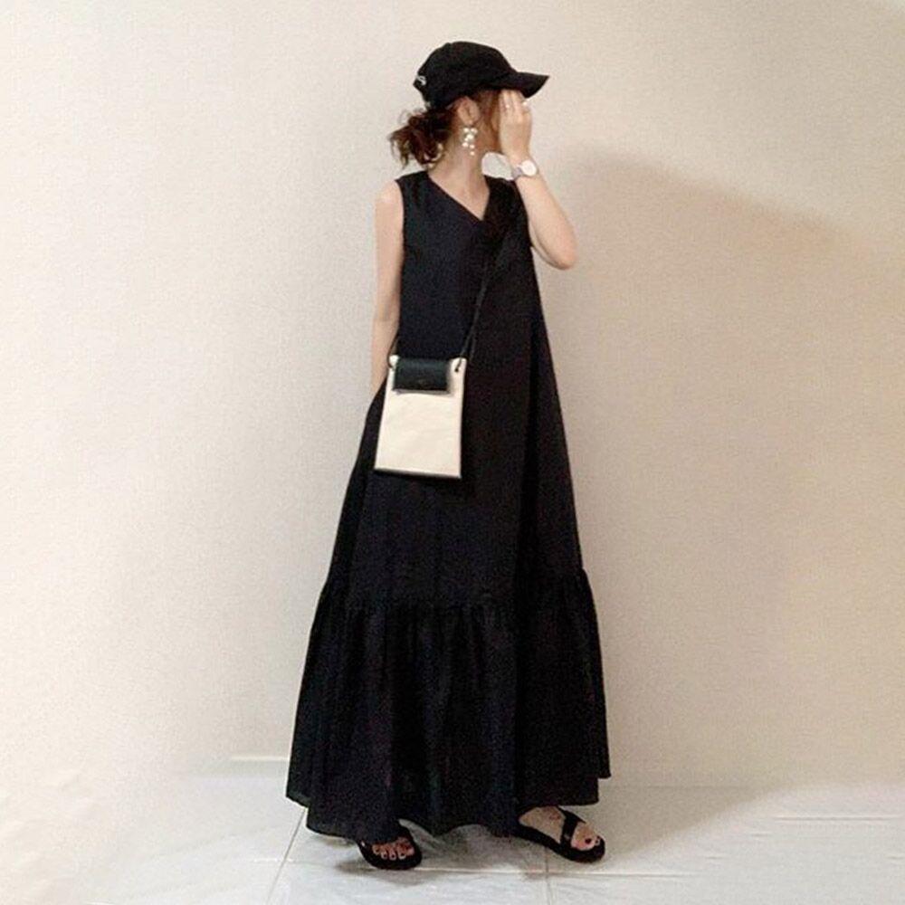 V-neck Black Daily Long Maxi Dress
