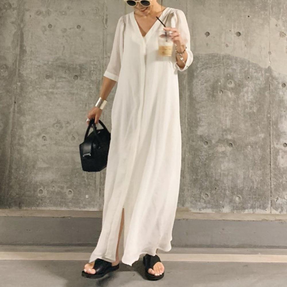 Elegant and Delicate Maxi White Dress