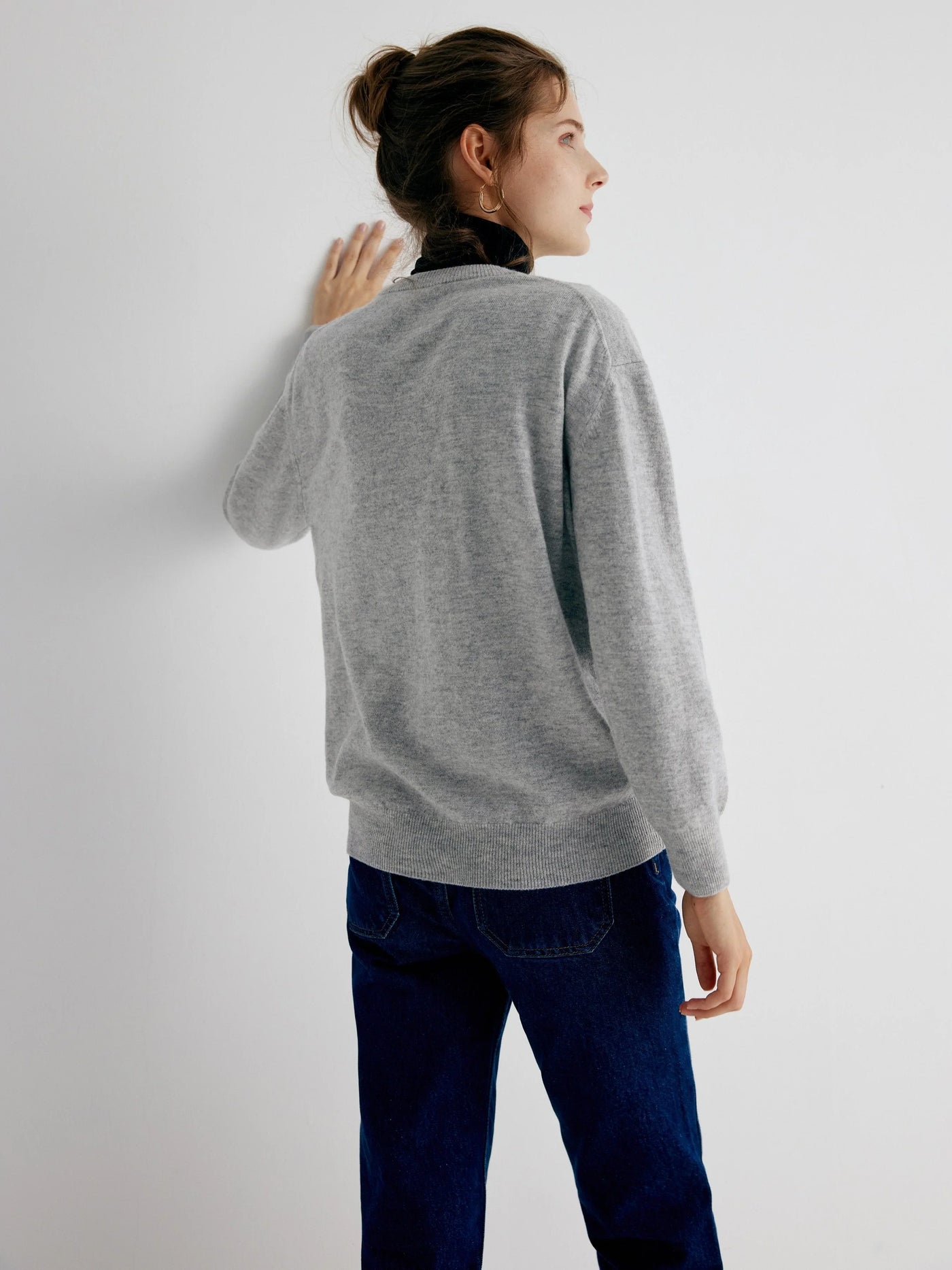 Esme 100% Merino Wool Grey V-Neck Relaxed Fit Pullover
