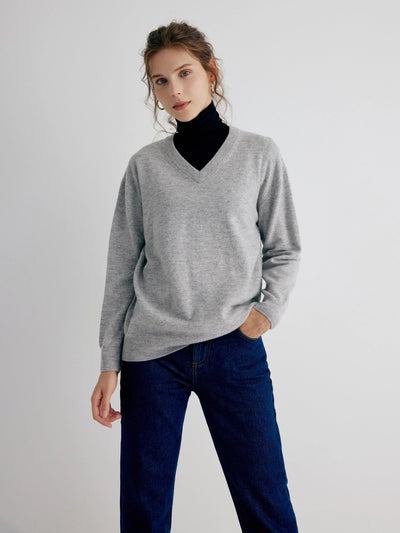 Esme 100% Merino Wool Grey V-Neck Relaxed Fit Pullover