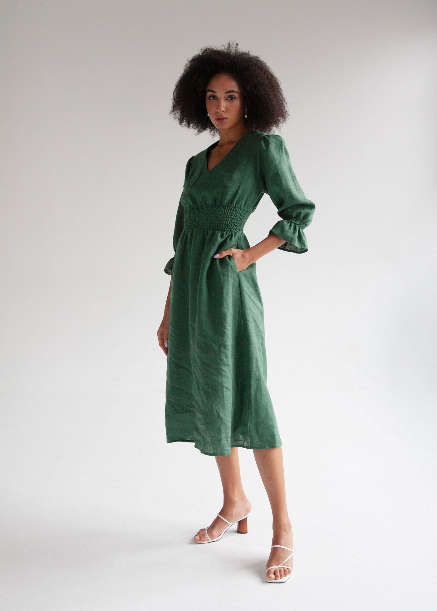 "Laura" Greeny Linen Midi Dress